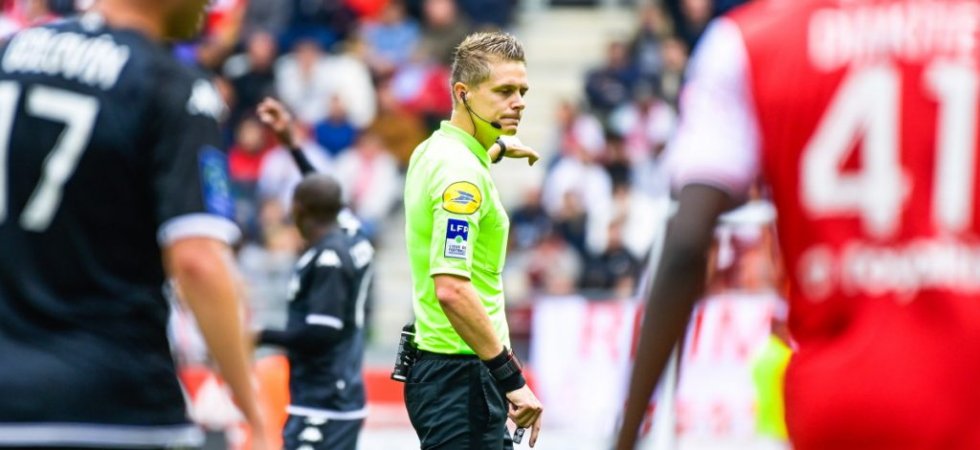 Ligue 1 : Le regret du patron des arbitres