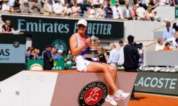Roland-Garros (F) : Swiatek sacrée pour la quatrième fois au terme d'une finale à sens unique 
