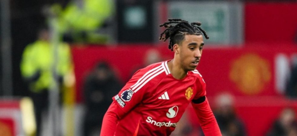 Manchester United : Leny Yoro se blesse en Ligue Europa 