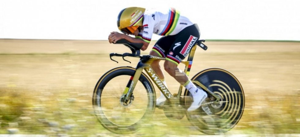 Tour de France (E5) : Evenepoel fait la loi, Pogacar en jaune 