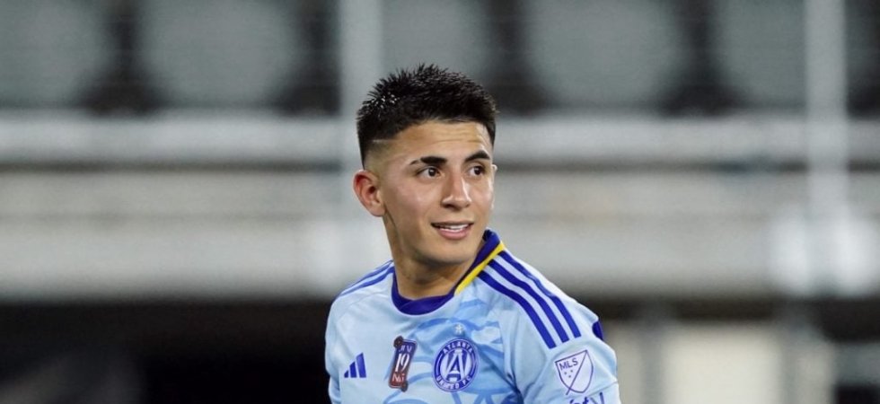 Thiago Almada signe à Botafogo... avant de rejoindre Lyon ? 