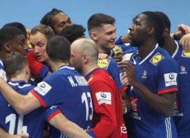 Euro : "Pas simple" pour les Bleus