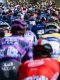 Tour de France : Les chutes causées par les oreillettes ? 