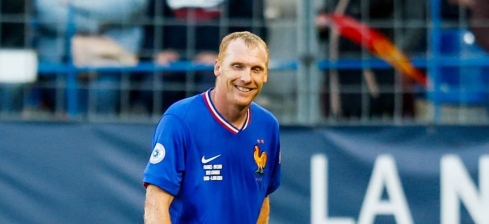 Devenu vendeur chez Intersport, Jérémy Mathieu est désormais entraîneur