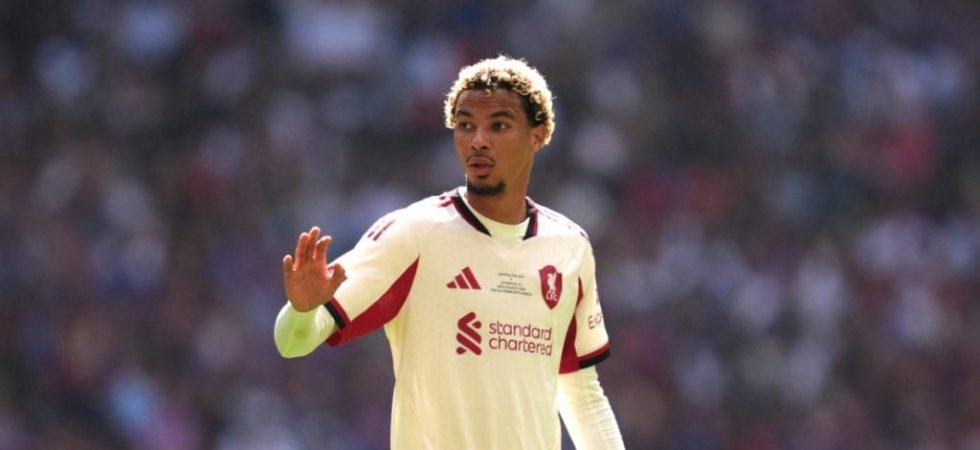 Liverpool : Slot content des débuts d'Ekitike 