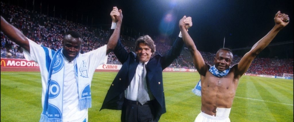 Sacre de l'OM en Ligue des Champions il y a 30 ans : Bernard Tapie aura sa  statue devant le stade Vélodrome - France Bleu