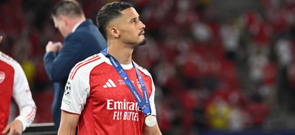 Bleus : Blessé, Saliba pourrait manquer la Coupe du monde 2026