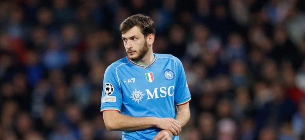 PSG : Un duel avec le Barça pour Kvaratskhelia ? 