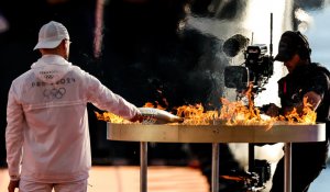 L'arrivée de la flamme olympique à Marseille en images 