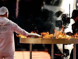 L'arrivée de la flamme olympique à Marseille en images 