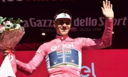 Giro 2023 (E1) : Evenepoel s'impose largement et prend déjà le maillot rose