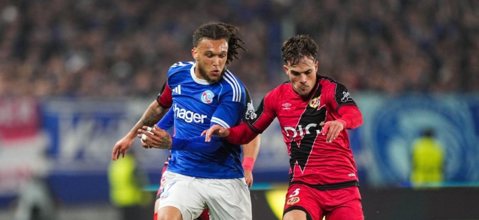 Ligue Conférence (demies retour) : Strasbourg dos au mur à la pause