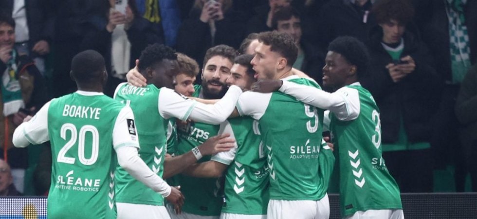 Ligue 2 (J24) : L'ASSE bat Laval et passe deuxième 
