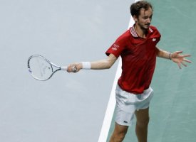 Coupe Davis : Medvedev et Rublev emmènent la Russie en demies contre l'Allemagne