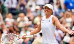 Wimbledon (F) : Swiatek se qualifie pour la première fois pour les demi-finales 