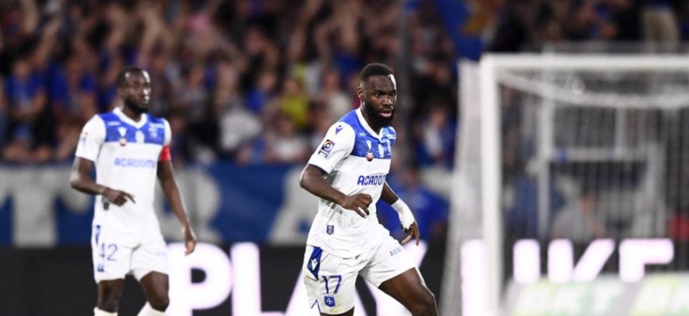 Auxerre : Une offre refusée pour Lassine Sinayoko 