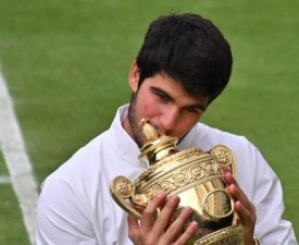Wimbledon : Le " roi " Alcaraz salué dans le monde entier