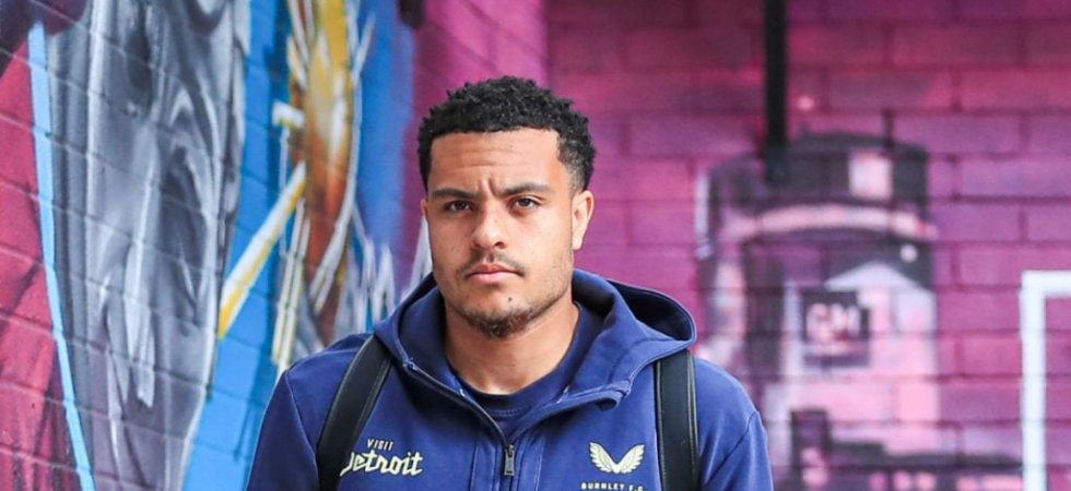 OM : Egan-Riley est arrivé à Marseille 