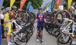 Critérium du Dauphiné (E8) : Bardet salué par le peloton pour sa dernière 