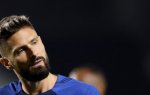 Bleus : Giroud reçoit un maillot floqué 52 pour célébrer son record de buts