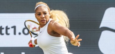 Wimbledon : Et si Serena Williams jouait aussi le simple ?