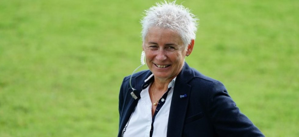 XV de France (F) : La manager Annick Hayraud quitte son poste