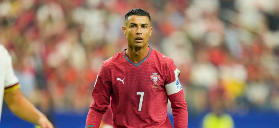 Le beau message de Ronaldo à Messi après le décès de son père