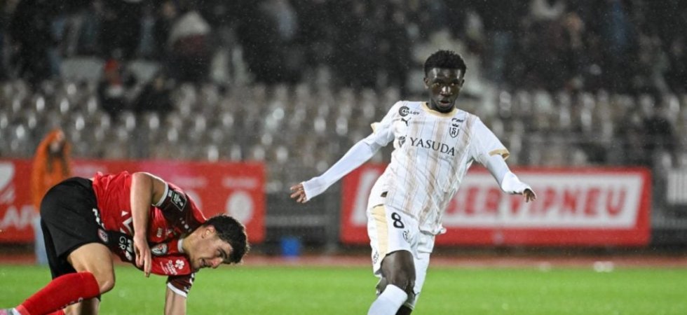 Reims : Martial Tia prolonge jusqu'en 2030 