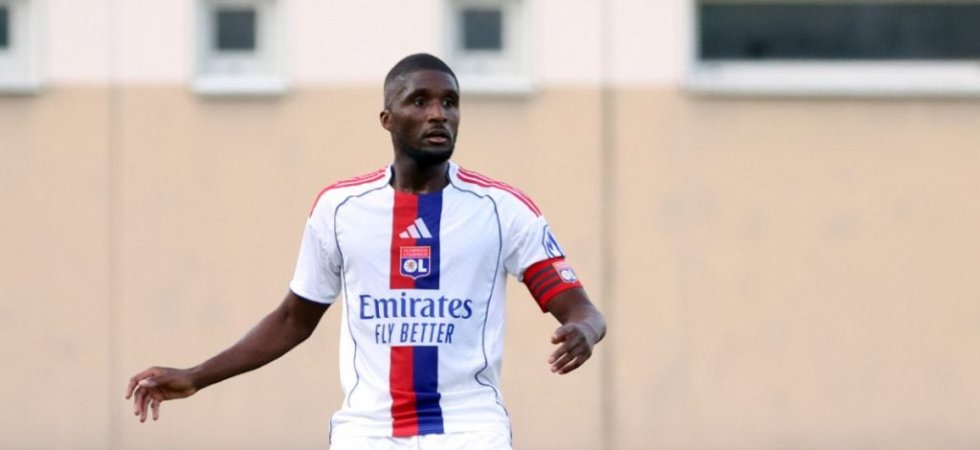 OL : Clinton Mata signe un nouveau contrat 