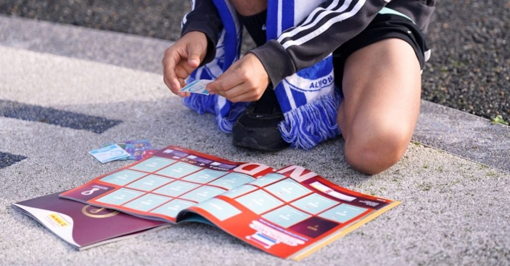 Album avec 50 stickers Euro 2016 Panini - Autres jeux créatifs - Achat & prix