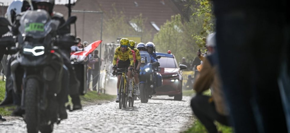 Paris-Roubaix : Ces spectateurs qui provoquent des chutes en pagaille