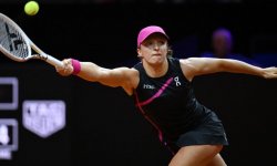 WTA - Stuttgart : Swiatek bousculée par Raducanu mais qualifiée en demi-finales 