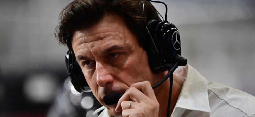 Mercedes : Le manque de cohérence de la direction de course à nouveau critiqué par Toto Wolff