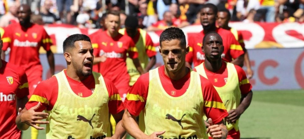 Lens : Plusieurs absences de taille 