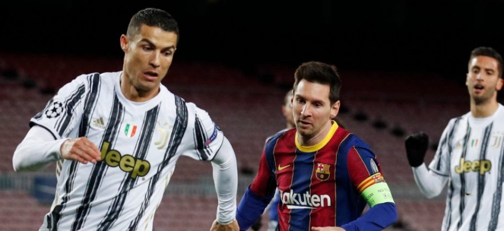 Manchester United : Cole compare Ronaldo et Messi