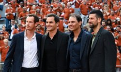Federer salue « l'incroyable hommage » à Nadal 