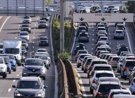 Départs en vacances : circulation difficile dès vendredi sur les routes françaises