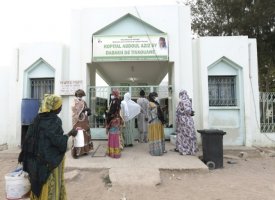 Sénégal: le président reconnaît l'"obsolescence" du système de santé, ordonne un audit