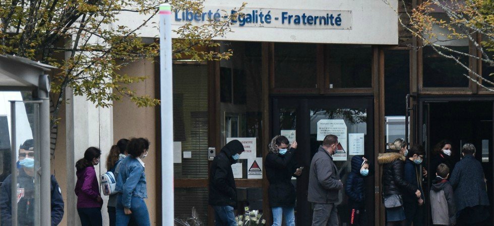 Assassinat De Samuel Paty Le Terroriste Et Le Pere Auteur De La Video Ont Echange