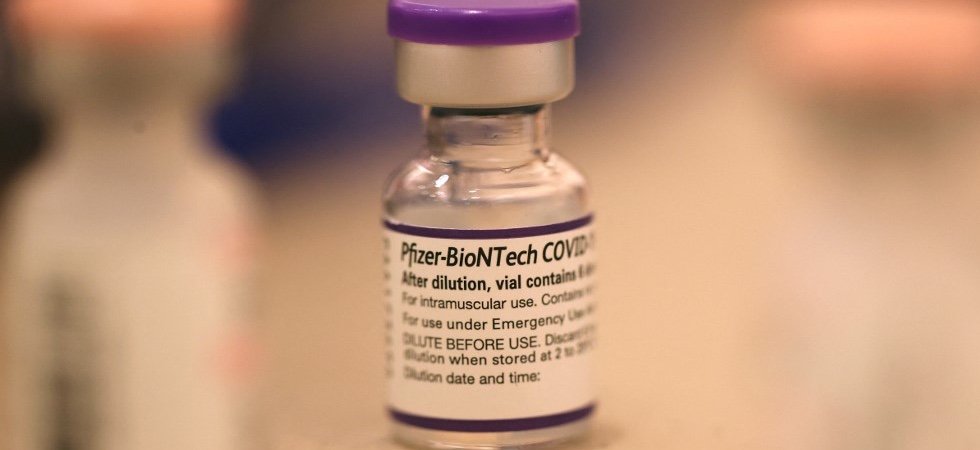 Covid-19 : une troisième dose du vaccin Pfizer approuvée par le régulateur européen pour les plus de 18 ans 